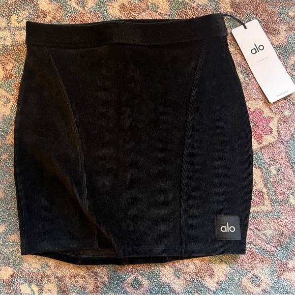 ALO Yoga Dresses & Skirts - Alo Yoga Skirt NWT